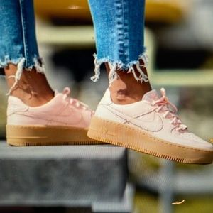 Nike Air Force 1 sage low LX WORN 1X